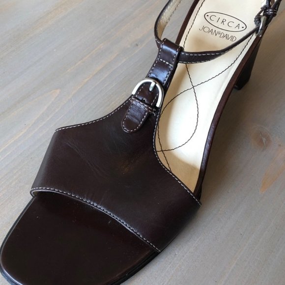 Circa Joan & David Brown T-Strao Sandal - Picture 1 of 13
